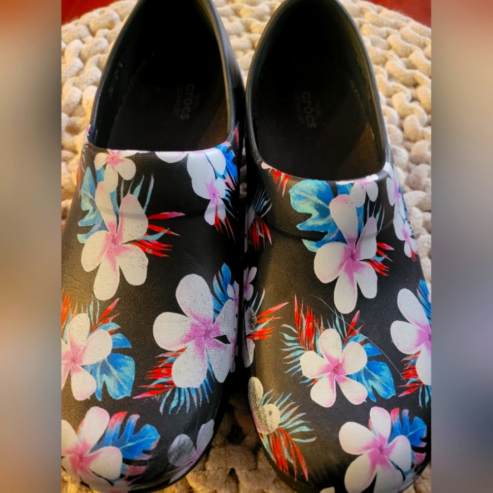 Crocs Clogs